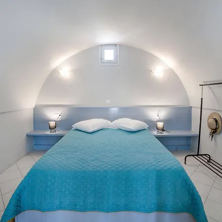 Apartment Monolithia *